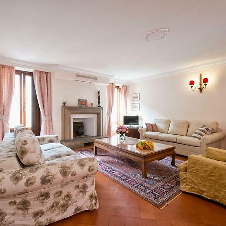 Apartment Governo Vecchio Rome Buitenkant foto
